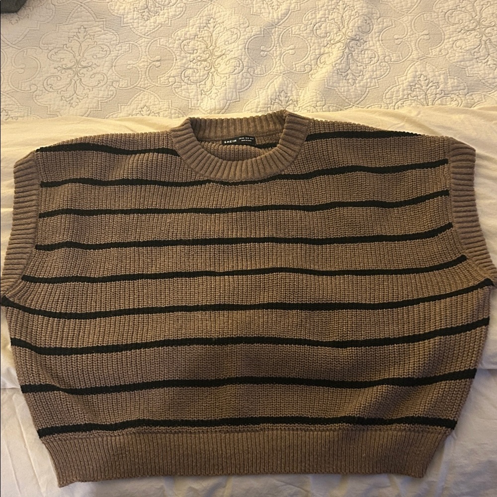 SHEIN Women's Brown and Black Striped Sweater Vest